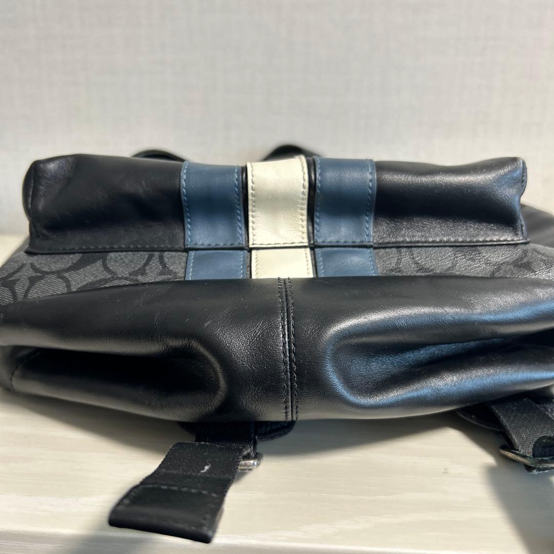【正規品】COACH コーチ　レザー ストライプ　リュック　シグネチャー柄