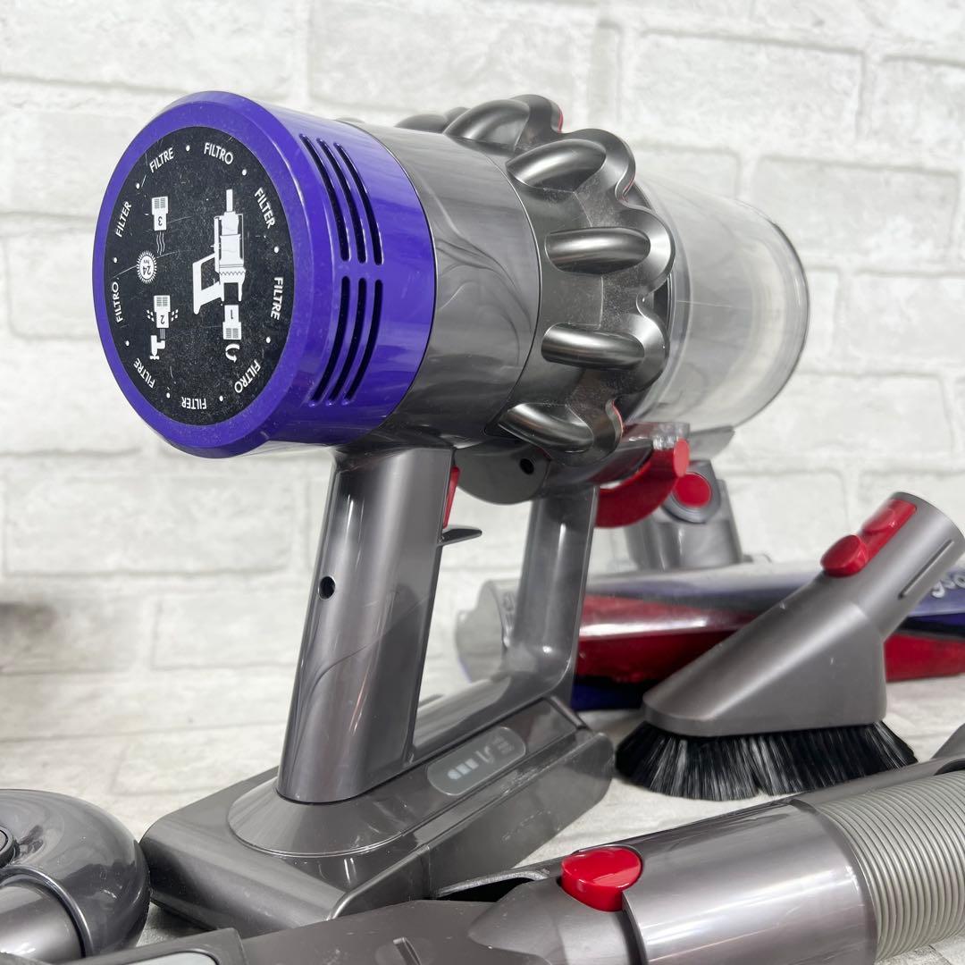 Dyson ダイソン V10 スティッククリーナー本体 各種アタッチメント付き