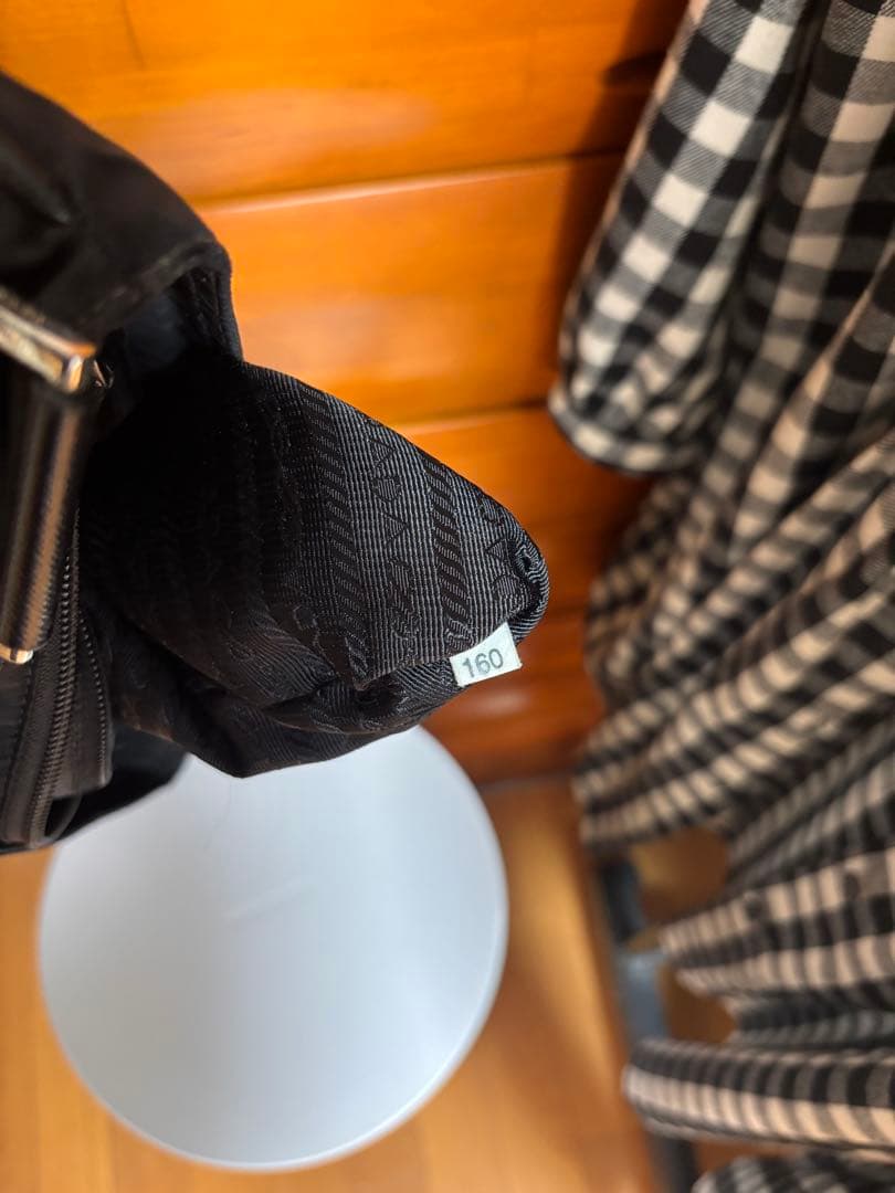 PRADA プラダ　ショルダーバッグ　黒