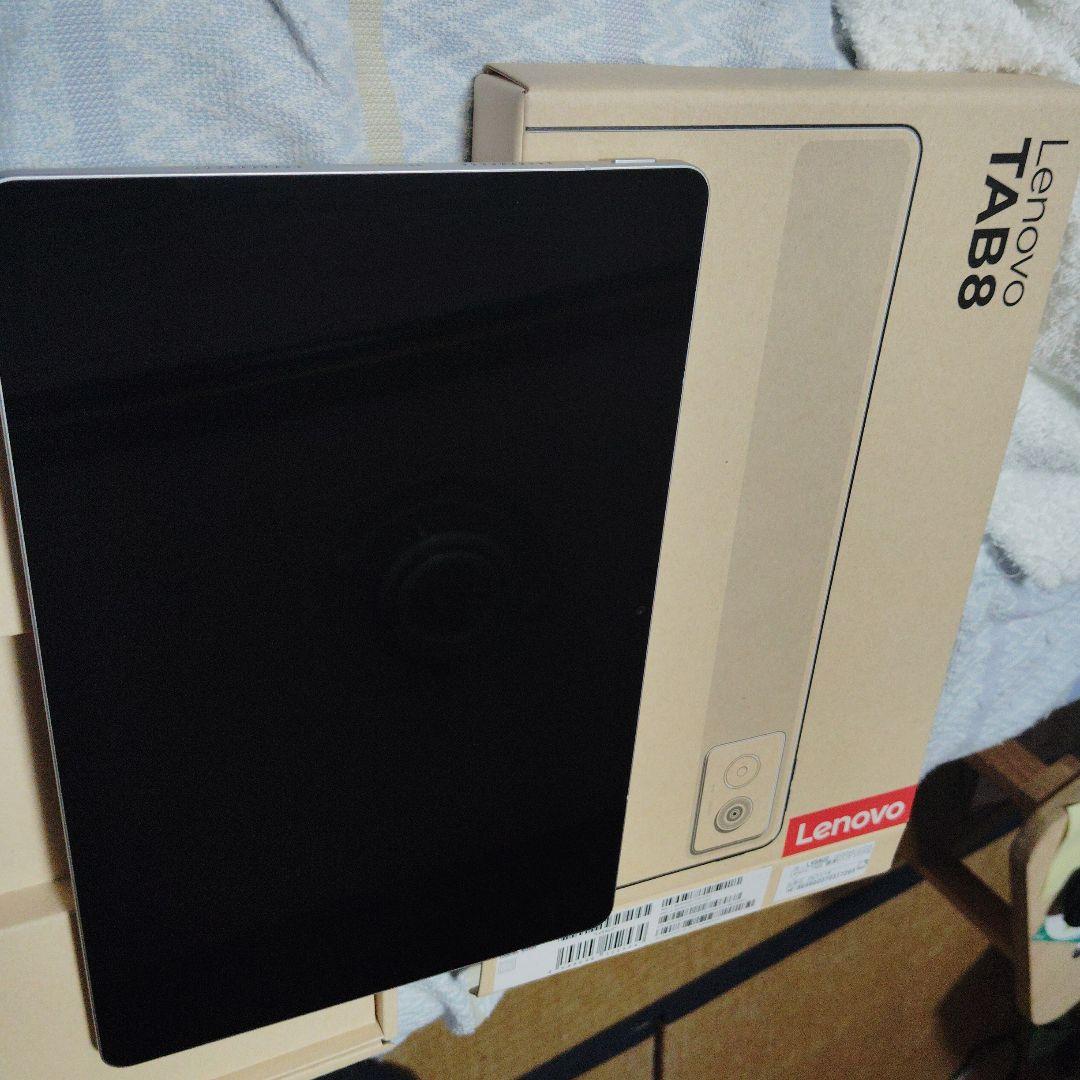 Lenovo TAB8 ブラック
