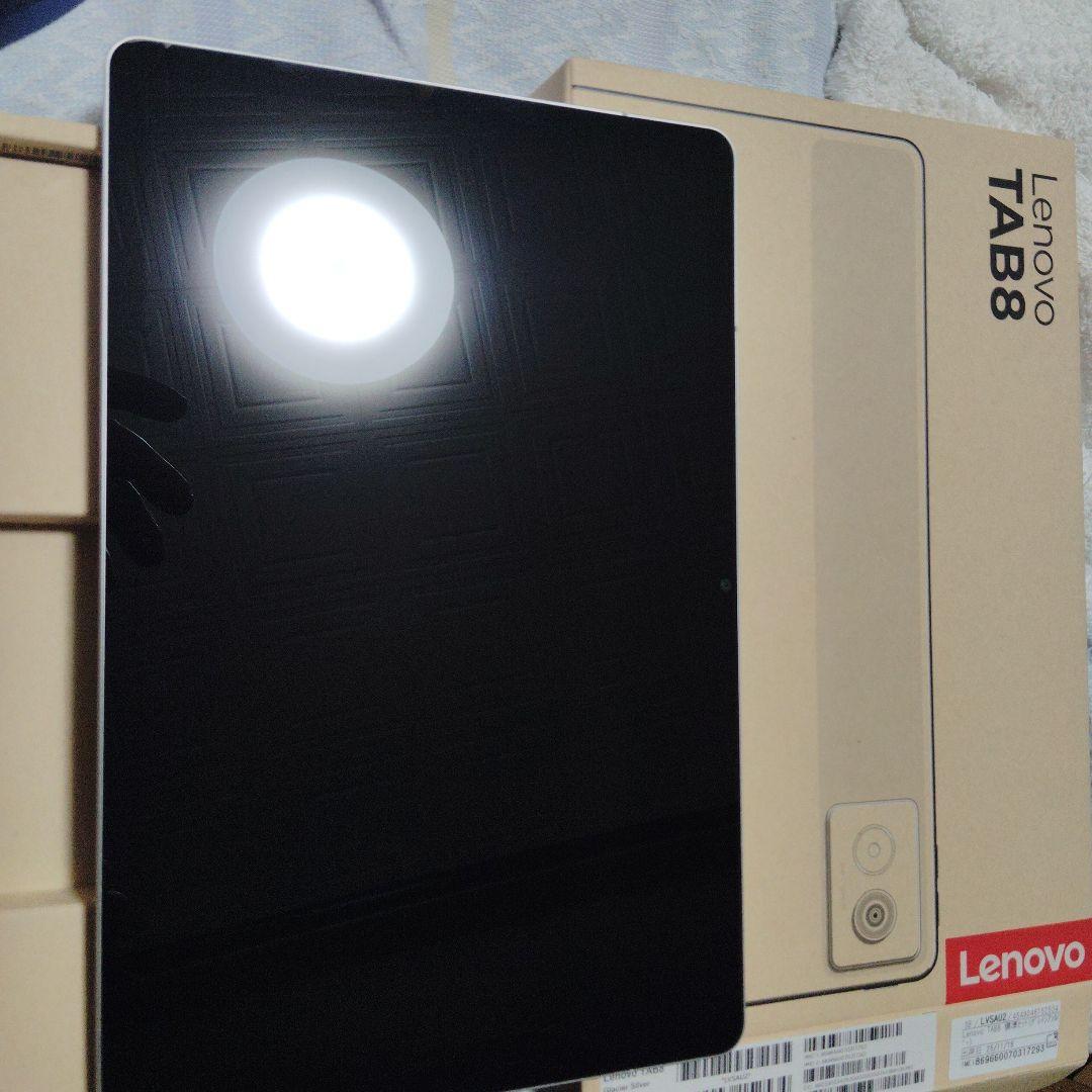 Lenovo TAB8 ブラック