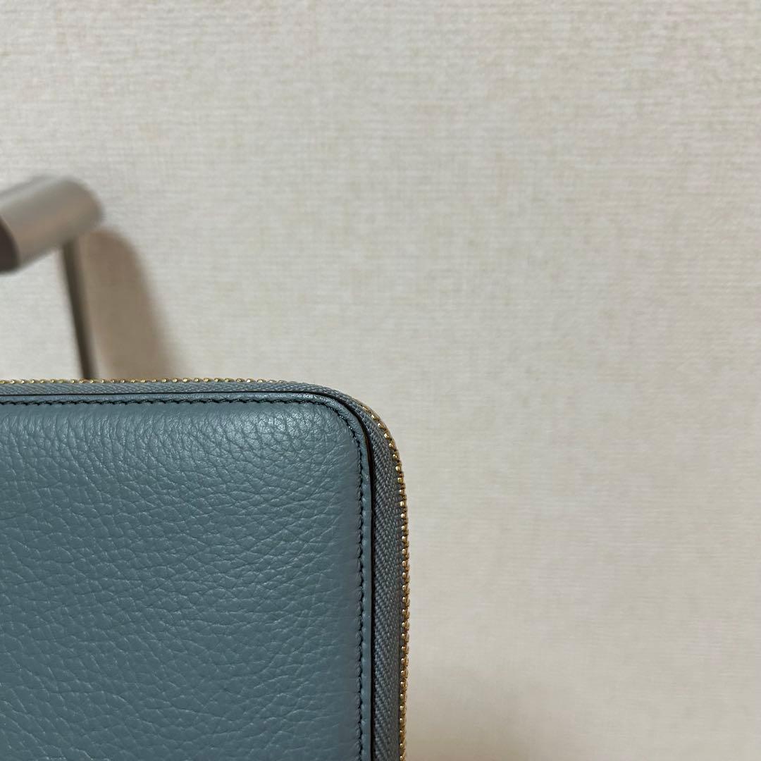【美品✨アルファベット/ラウンドジップ】クロエ　長財布　ターコイズ　シボ革　金具