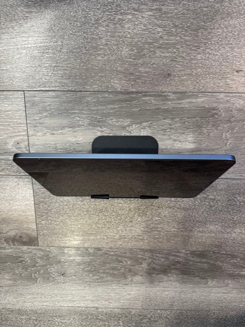 Apple iPad Air 第5世代 M1 バッテリー96% スペースグレイ