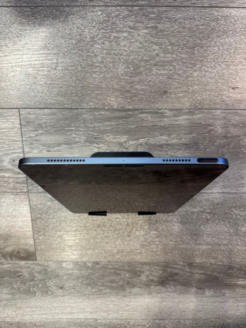 Apple iPad Air 第5世代 M1 バッテリー96% スペースグレイ