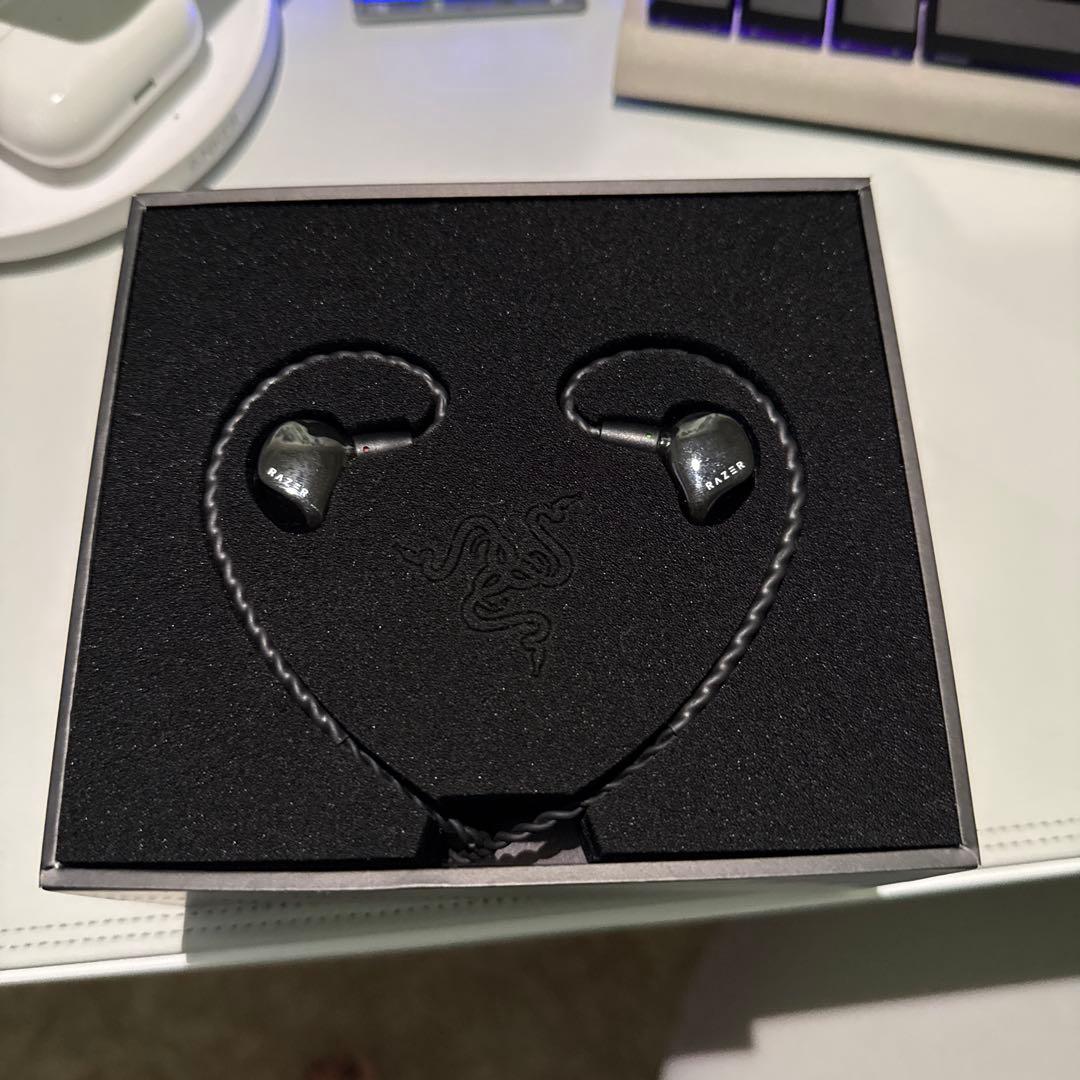 【美品】Razer Moray インイヤーモニター