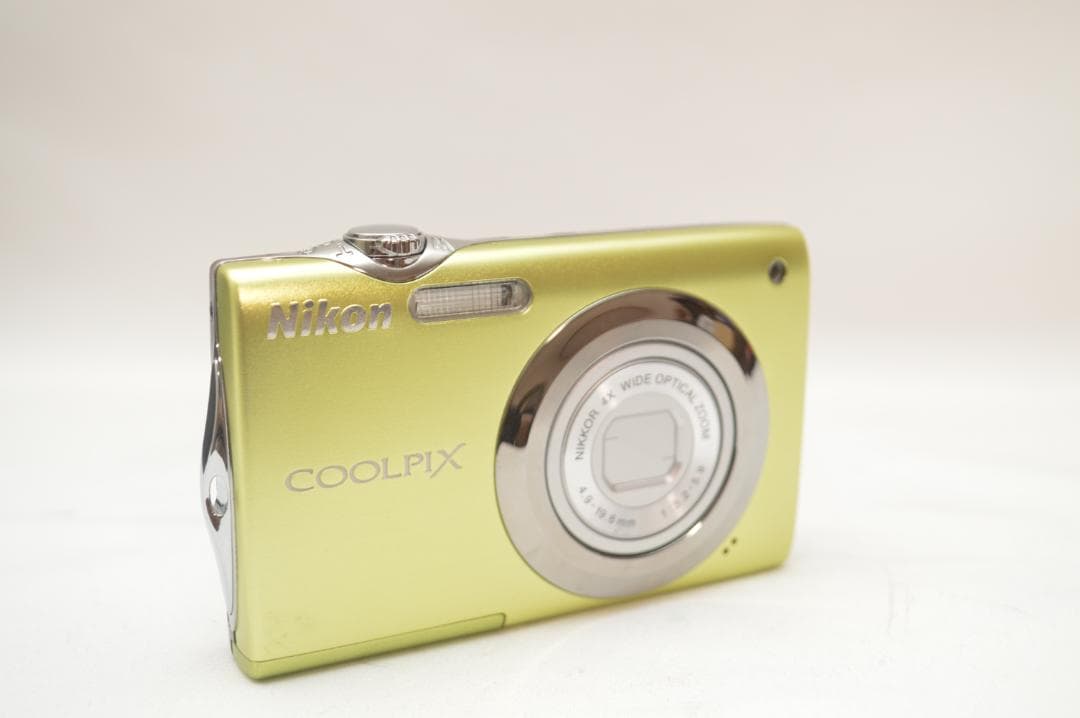 ✨美品✨ Nikon Coolpix S3000 グリーン