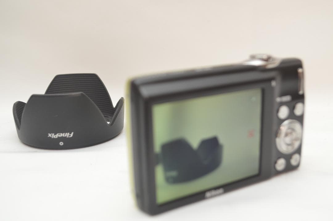 ✨美品✨ Nikon Coolpix S3000 グリーン