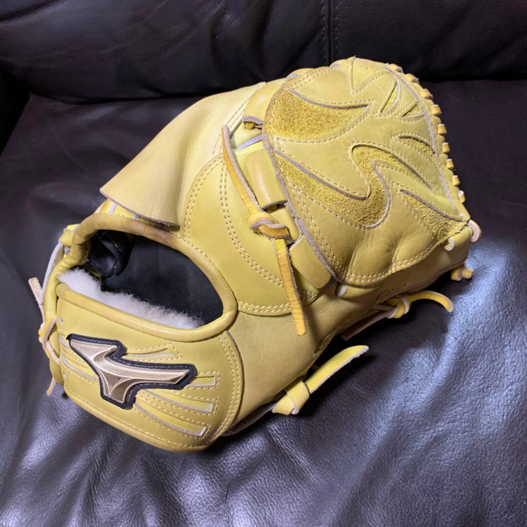 Mizuno Global Elite 硬式投手用グローブ イエロー