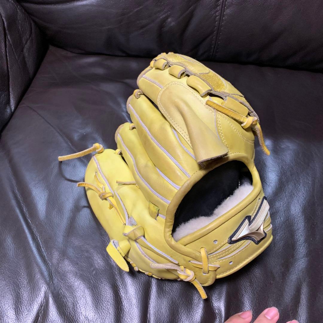 Mizuno Global Elite 硬式投手用グローブ イエロー