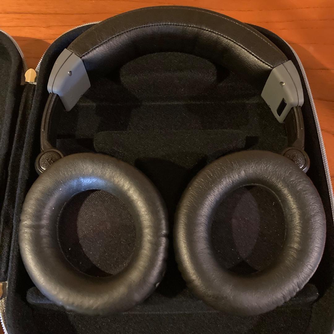 ヘッドホン Ultrasone Sinature Pulse