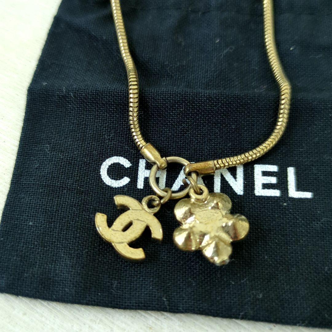 CHANEL シャネル ココマーク カメリア バッグチャーム ゴールドカラー
