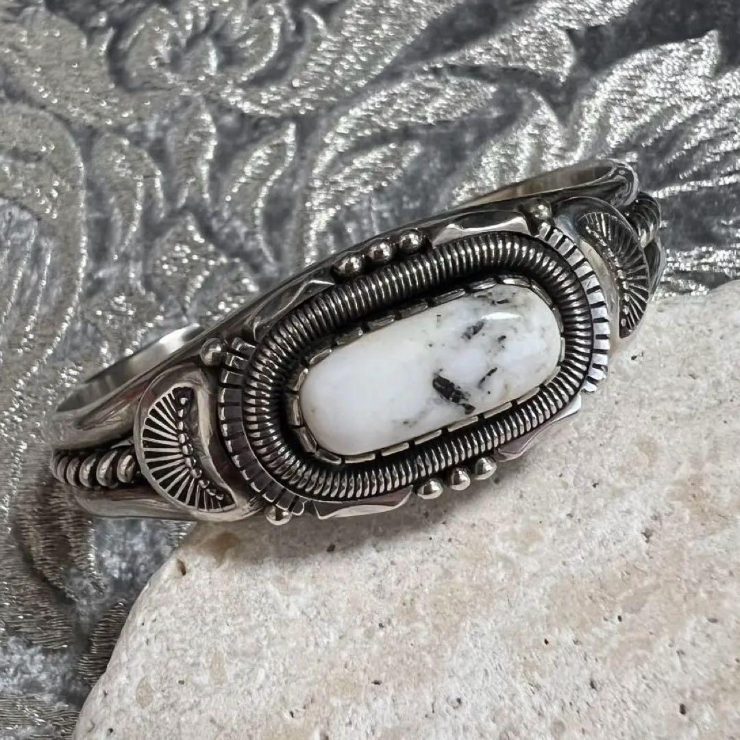 WILL VANDEVER ウィル バンデバー ホワイトバッファロー バングル