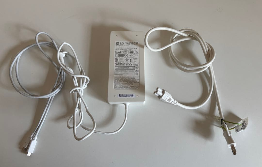 LG 32UP550N モニター 本体➕ エルゴトロン モニターアーム