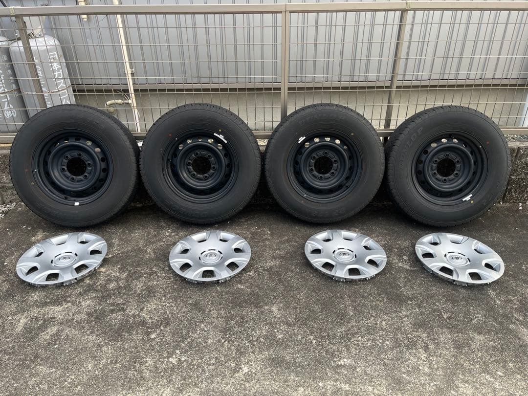 ハイエース　純正　DUNLOP 195/80R15 タイヤホイール4本セット