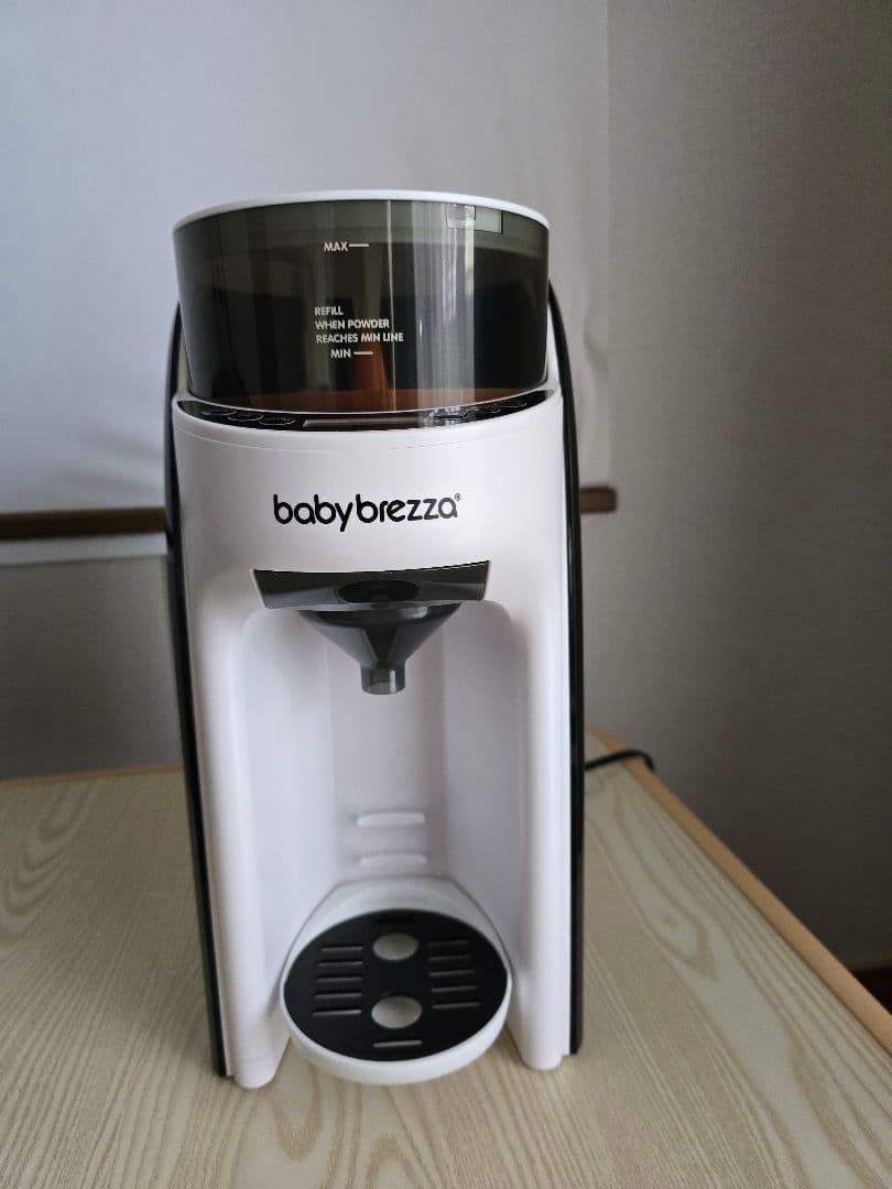 Baby Brezza Formula Pro ホワイト 動作品