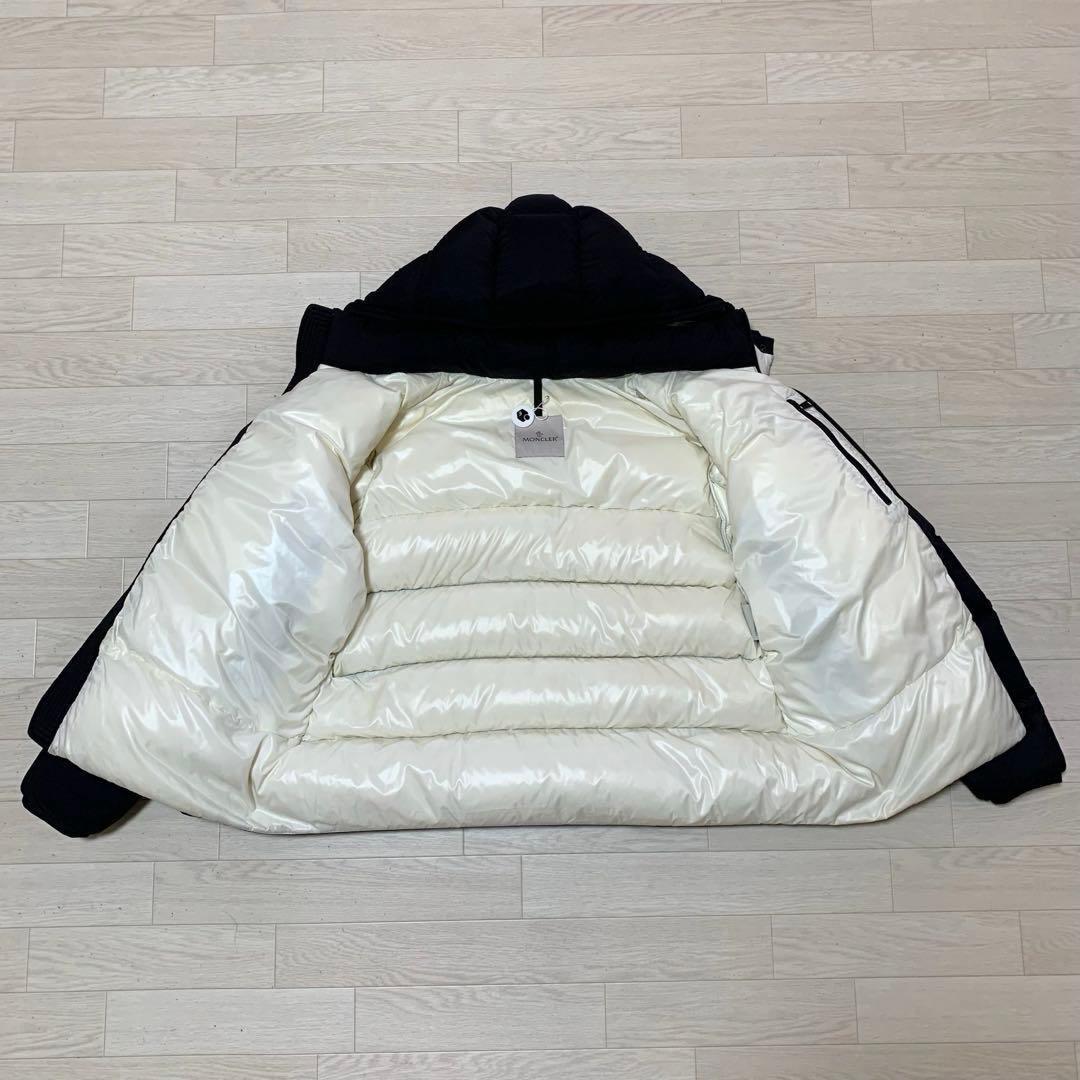 鑑定済★ モンクレール　 WILMS サイズ3 ブラック　5D146