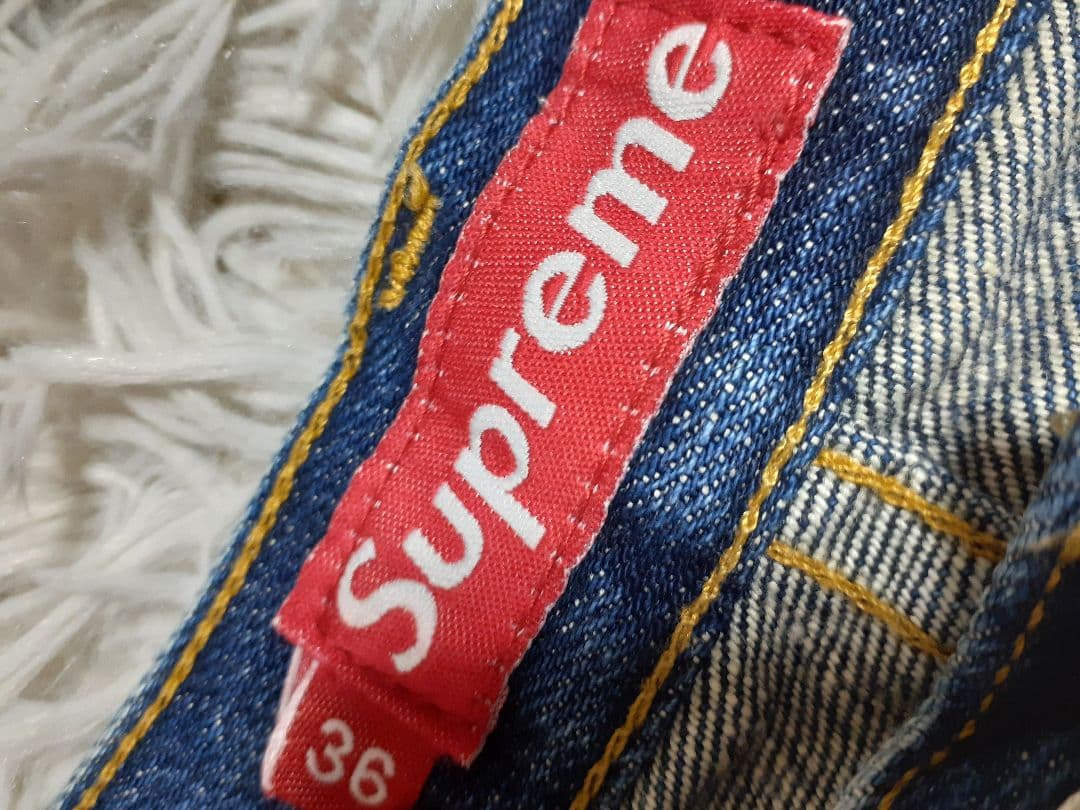 Supreme デニム　ジーンズ　ズボン　３６
