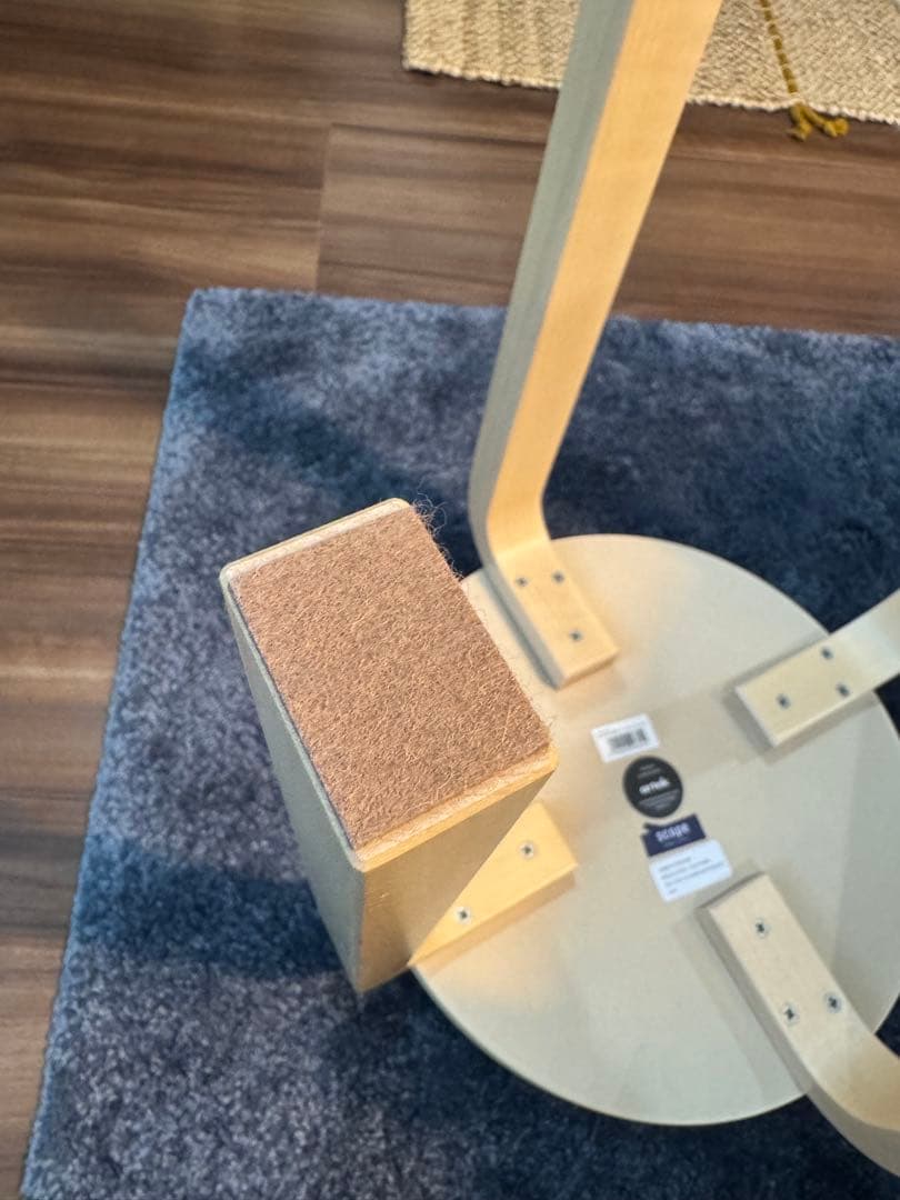 ほぼ新品　artek スツール E60 クレイ　4本脚