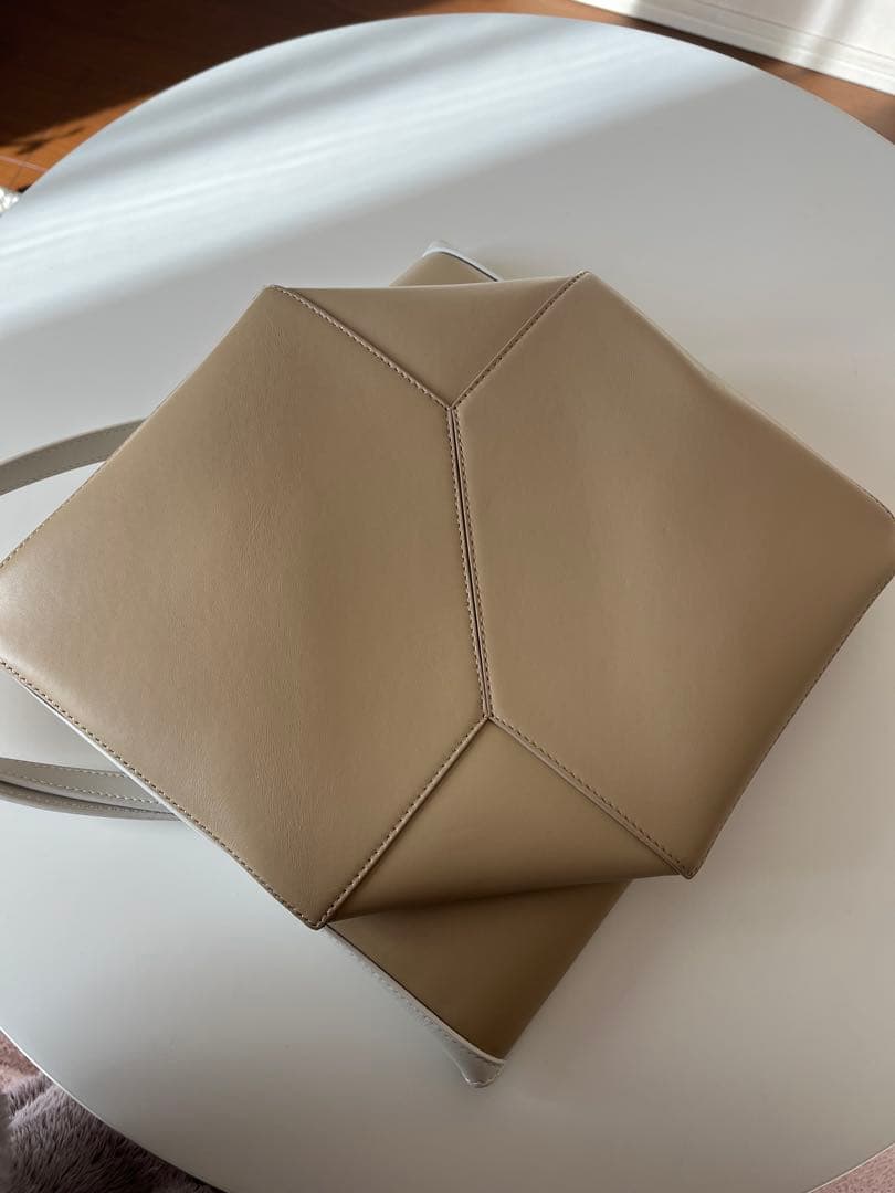 Loewe パズル フォルド トート(シャイニーカーフ)ミディアム　ロエベ