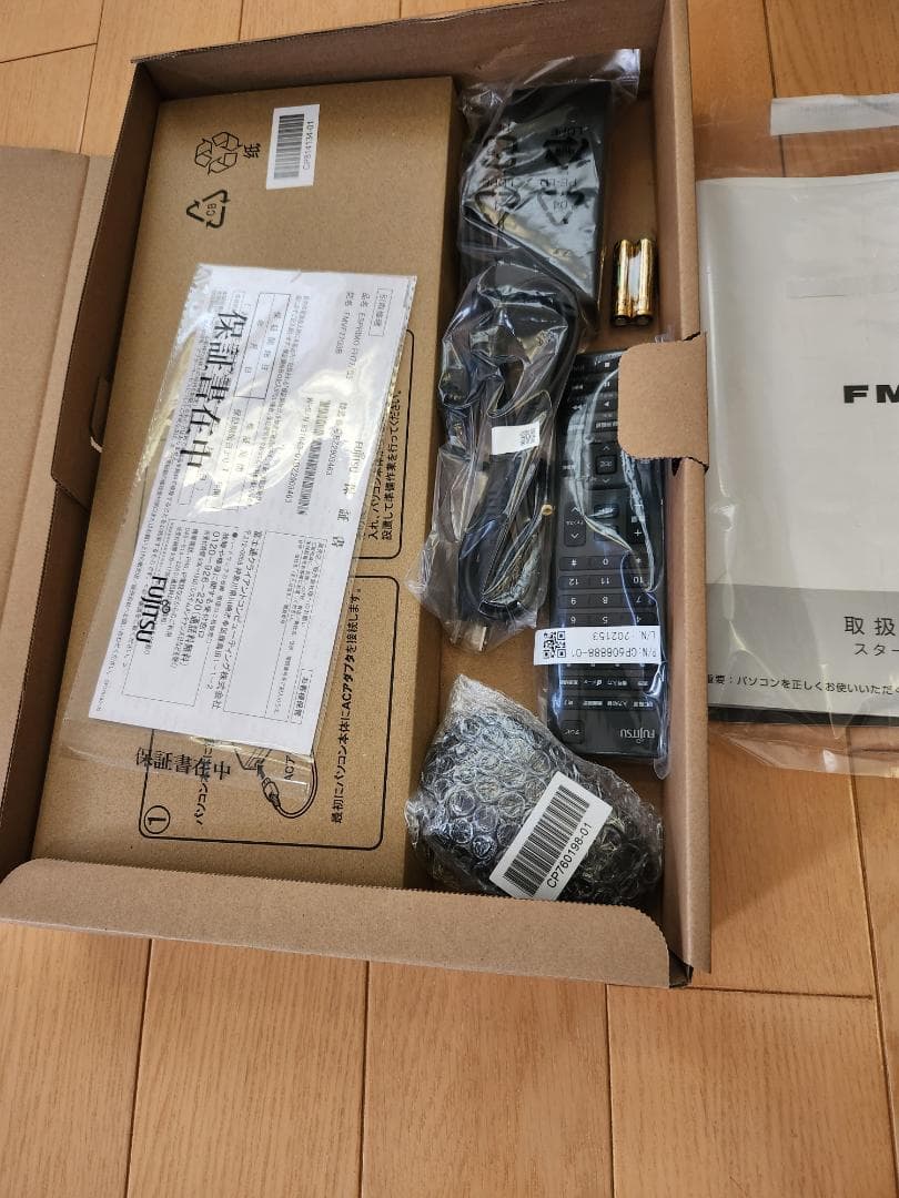 富士通 FMVF77G3B デスクトップパソコン