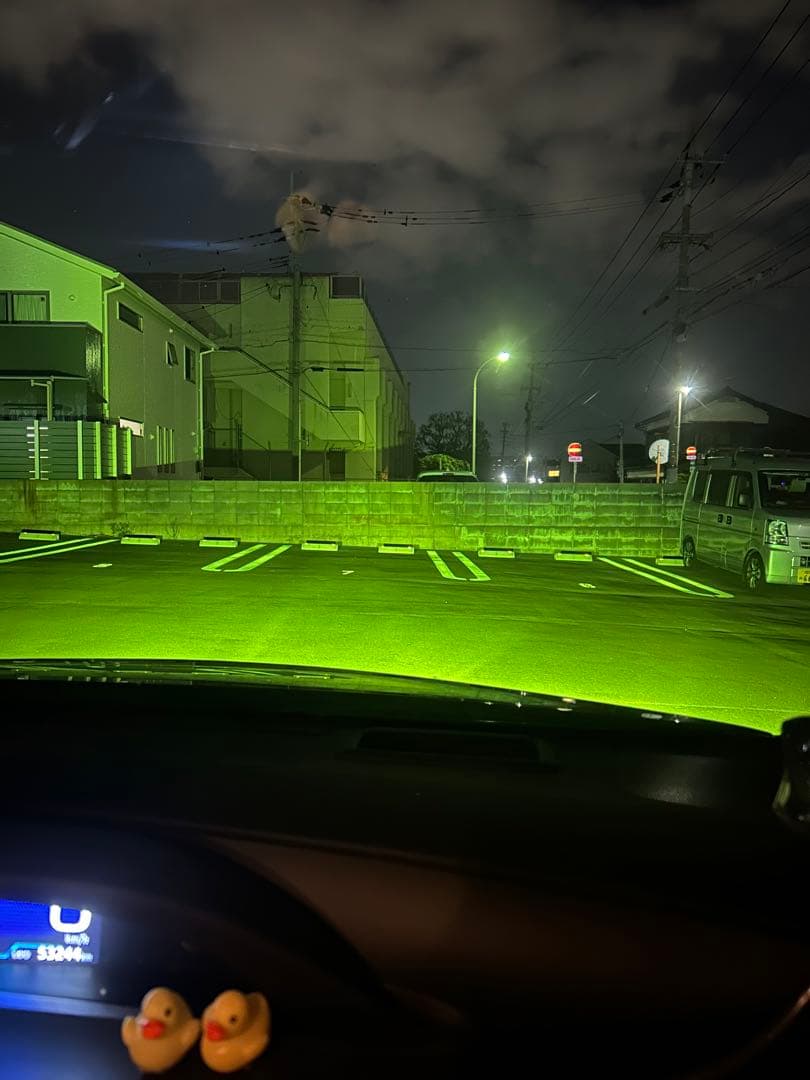 み*き様 プリウス50 H11 バルブ交換可能フォグライト 1点限品