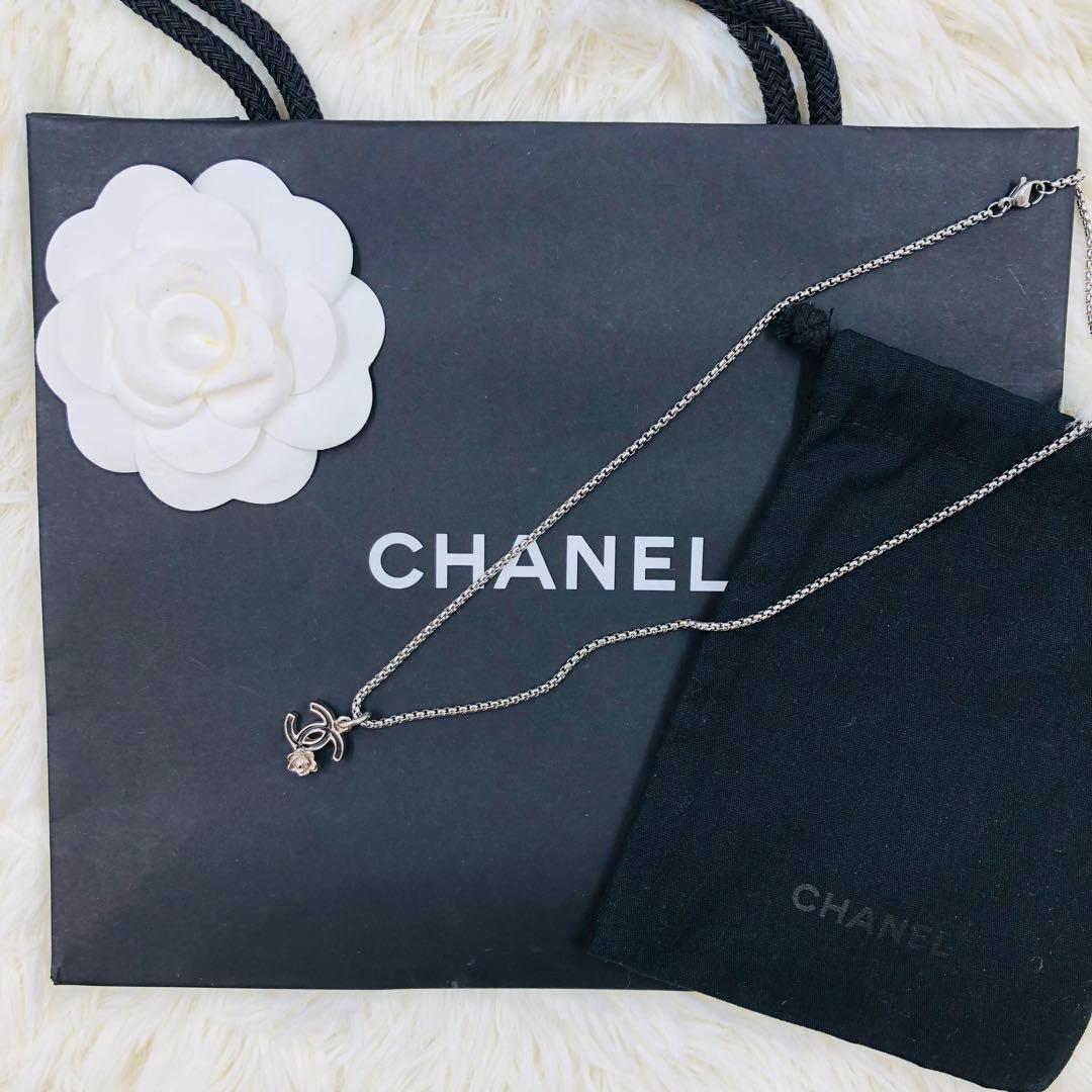 美品✨本物正規品✨刻印有✨CHANEL ココマークロゴペンダント✨ネックレス