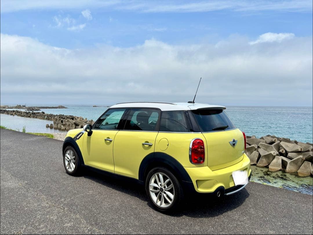 ミニクロスオーバー R60クーパーSターボ　希少ツインルーフ限定カラー