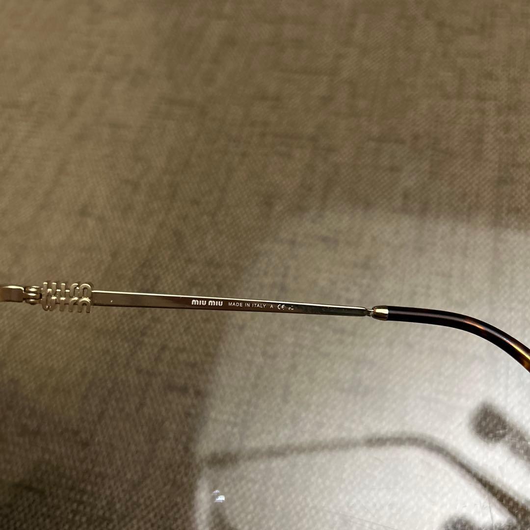 MIU MIU リムレス　リムレスメガネ　サングラス　ゴールド　ミュウミュウ