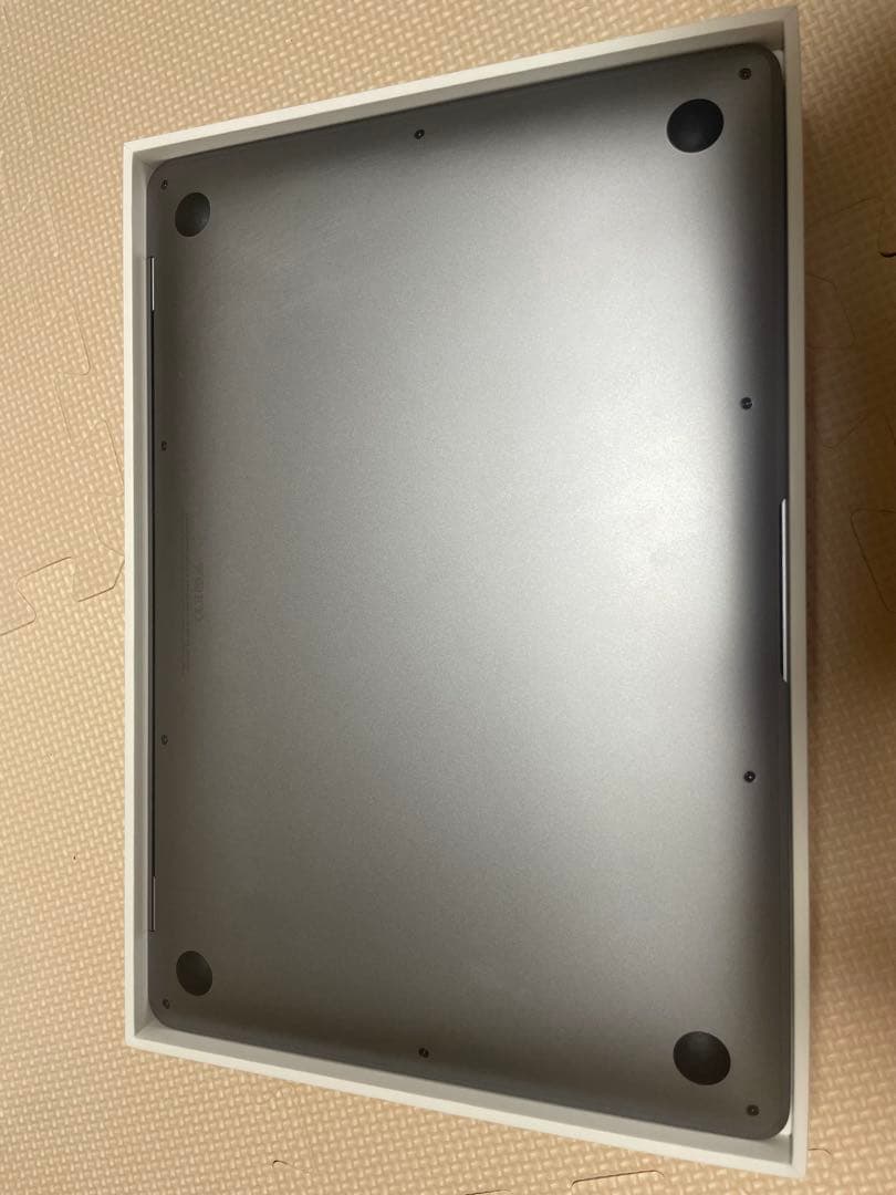 Apple MacBook Air スペースグレー M1 256gb