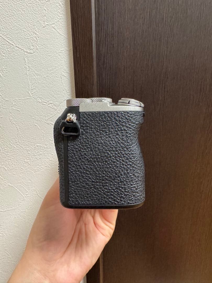 SONY α7C II + FE 50mm F1.8 交換レンズ +グリップ付き