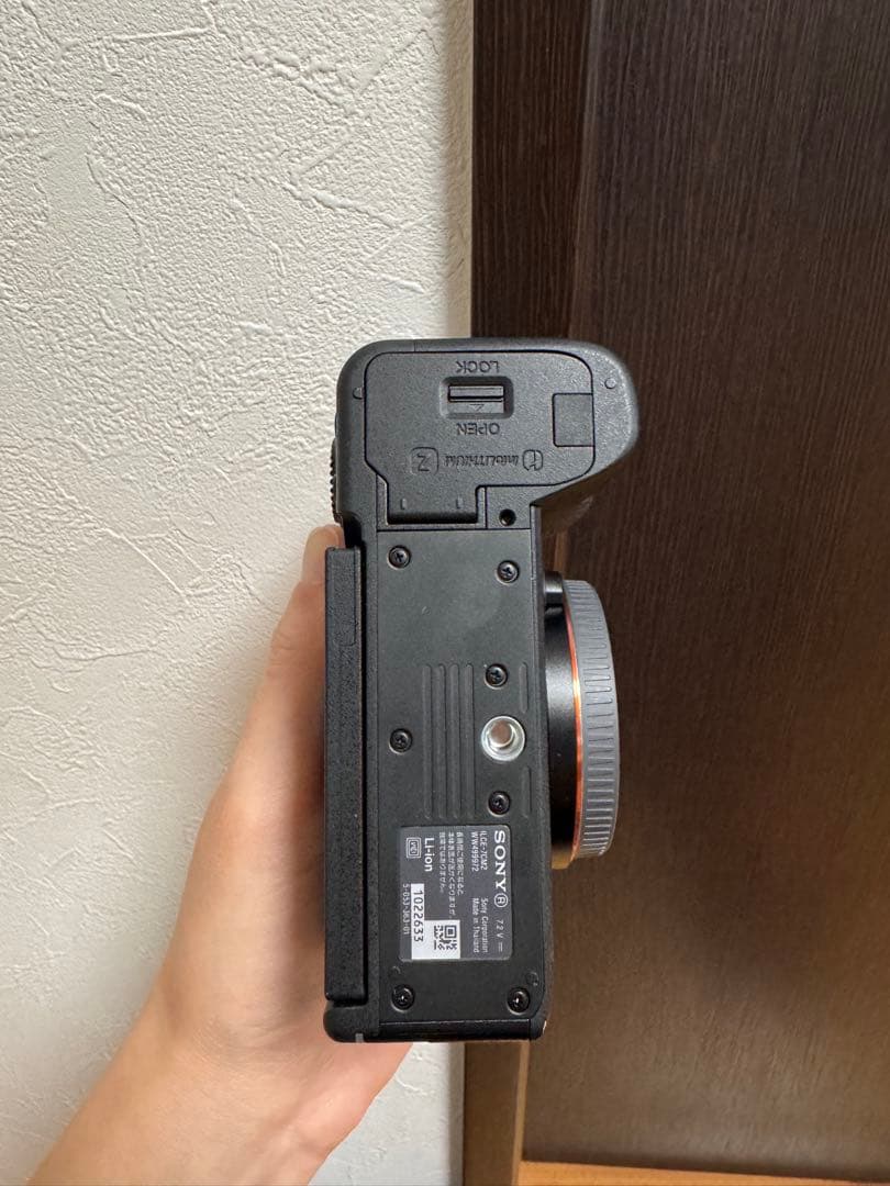 SONY α7C II + FE 50mm F1.8 交換レンズ +グリップ付き