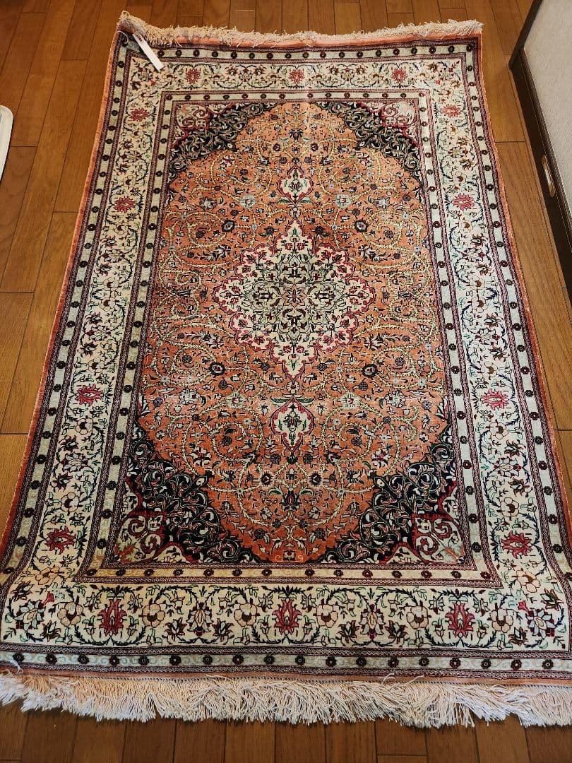 【値下げしました】絨毯　カーペット