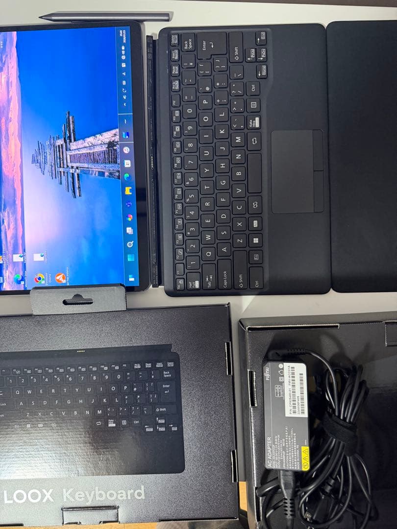 FMV LOOX (i5.119GB)ペン付属