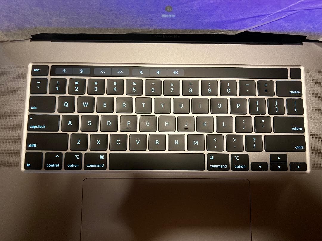 MacBook Pro 2019 16インチ/Core i9/64GB/1TB