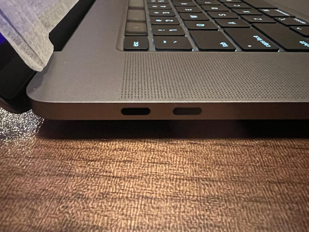 MacBook Pro 2019 16インチ/Core i9/64GB/1TB
