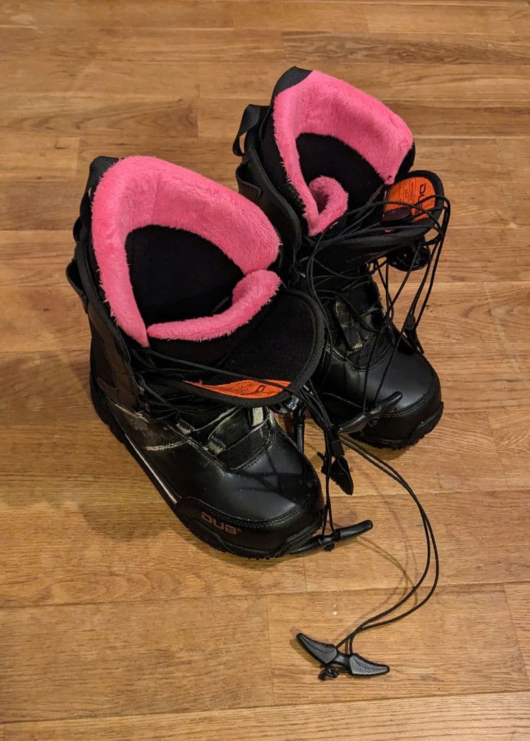 スノーボードブーツ　dub　1回だけ使用