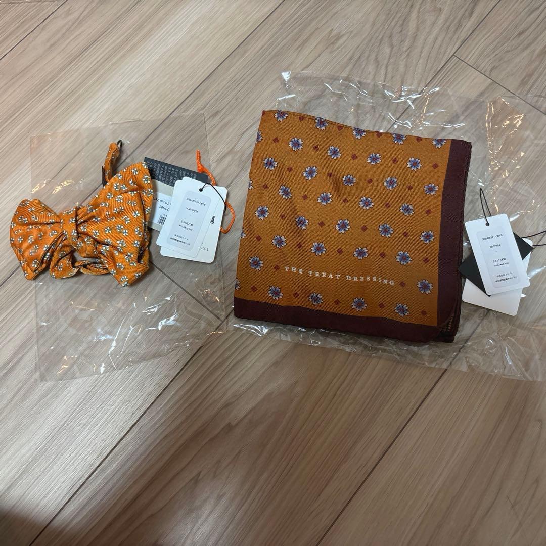 トリートドレッシング　花柄蝶ネクタイ、ポケットチーフ