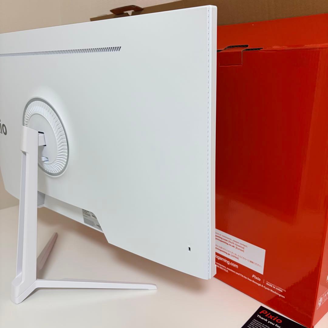 25/9/14購入 PX27U WAVE White 160Hz 4K IPS