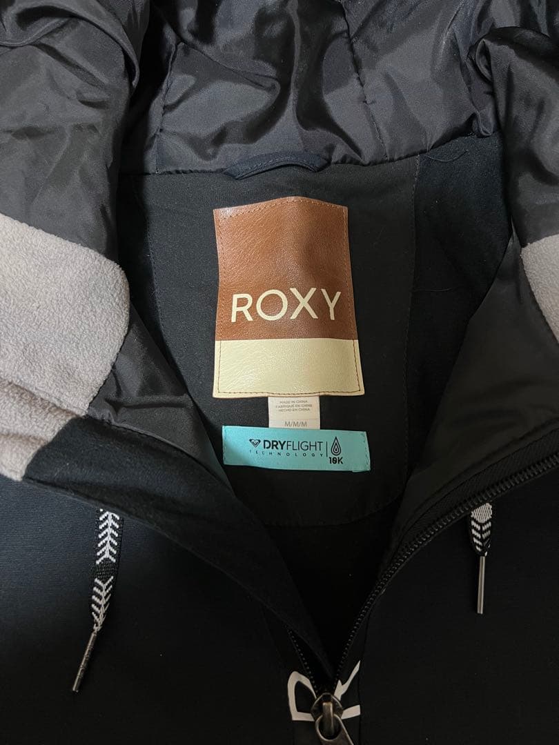 ロキシー スノボウェア