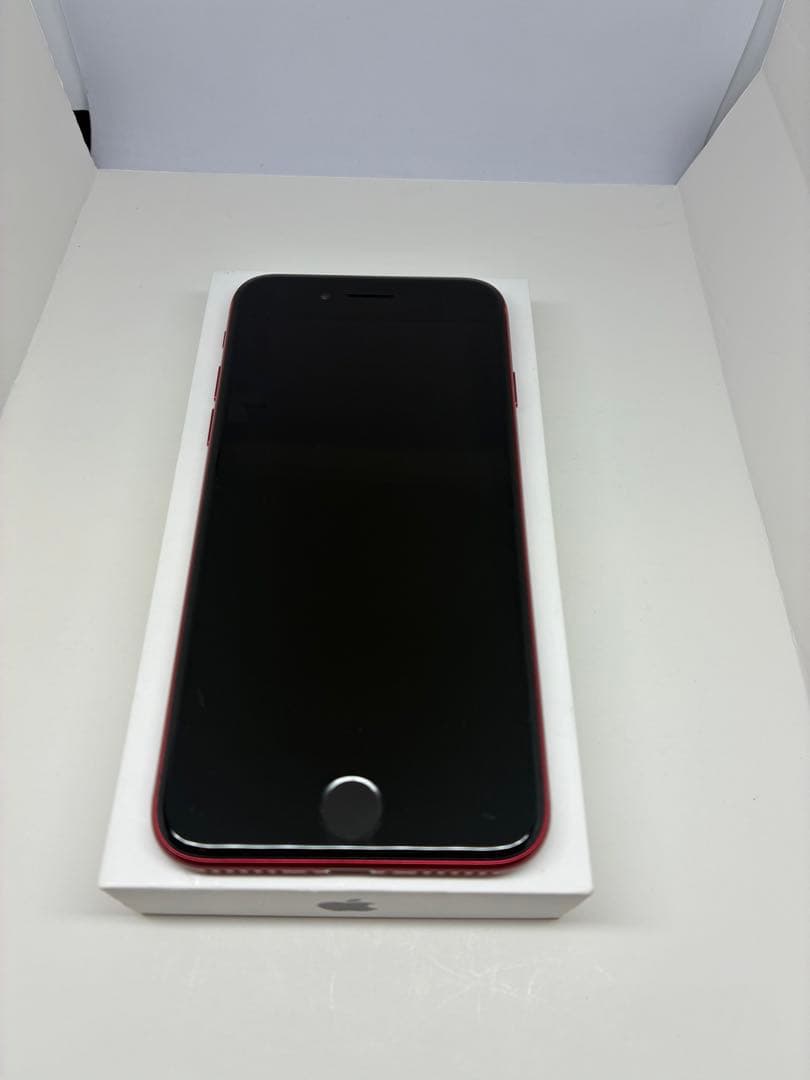 【極美品】　iPhone SE3 128G レッド　SIMフリー　新品バッテリー
