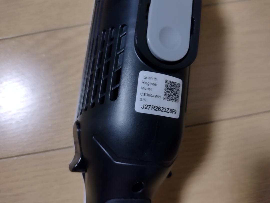シャーク★コードレスクリーナー★CS300JWH★バッテリー新品と同等★1