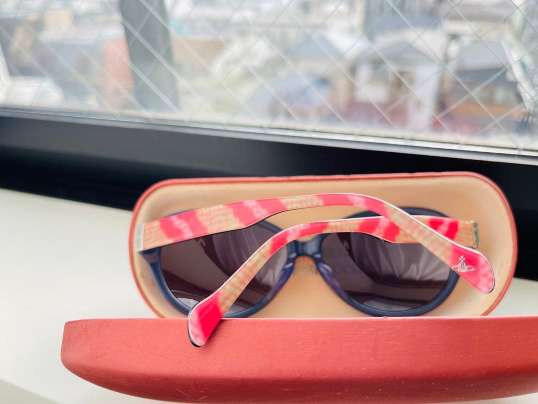 Vivienne Westwood オーバーサイズサングラス