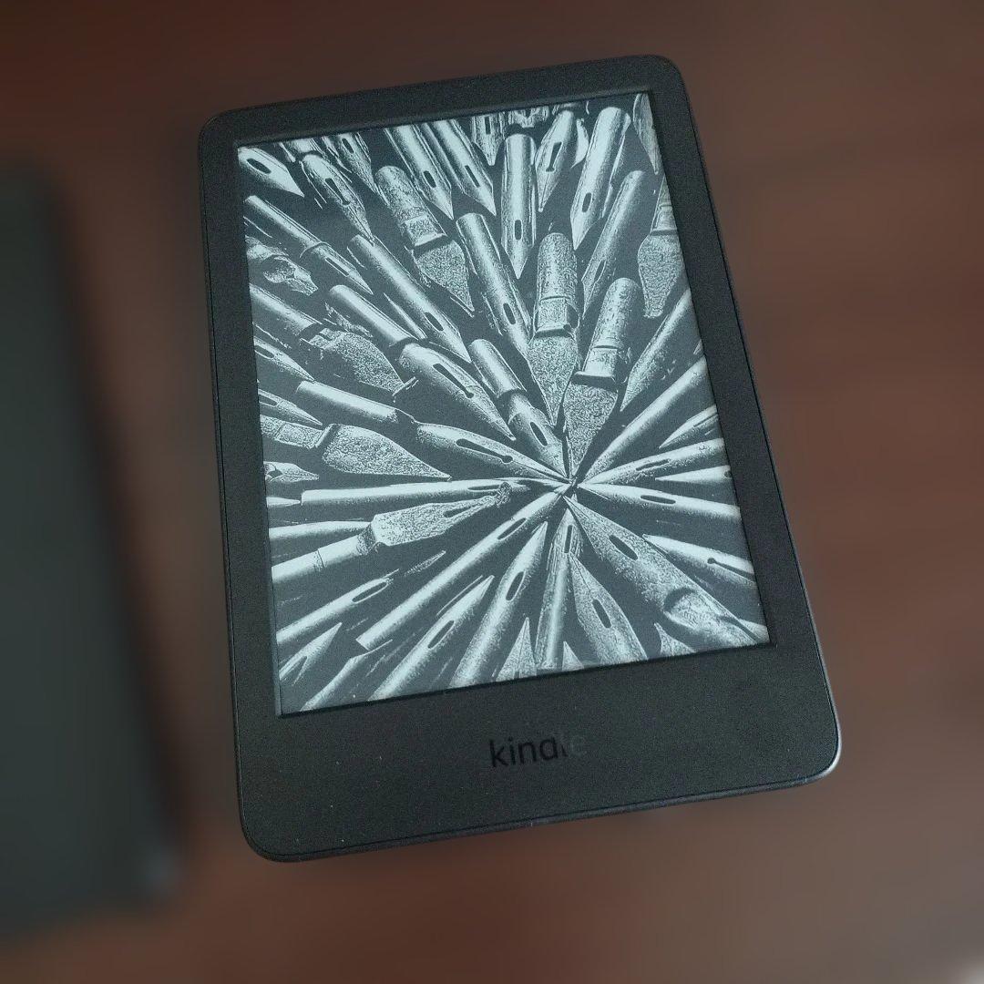 【ほぼ未使用】Amazon Kindleブラック第11世代本体 カバー付き