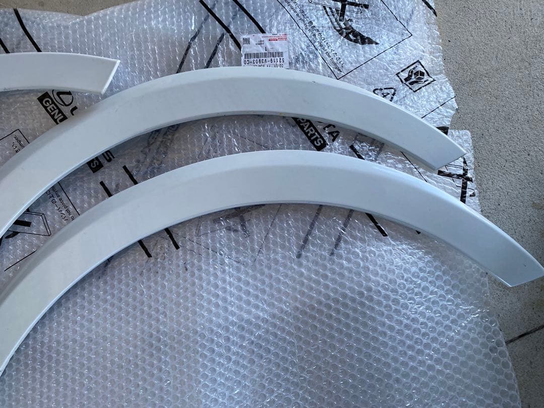 200系ハイエース　オーバーフェンダー