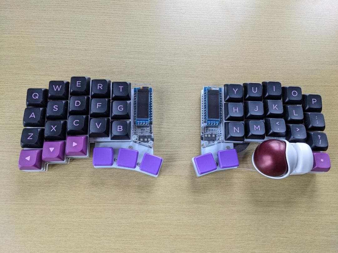 Keyball39ケーブルとテンティングスタンド付き完成品