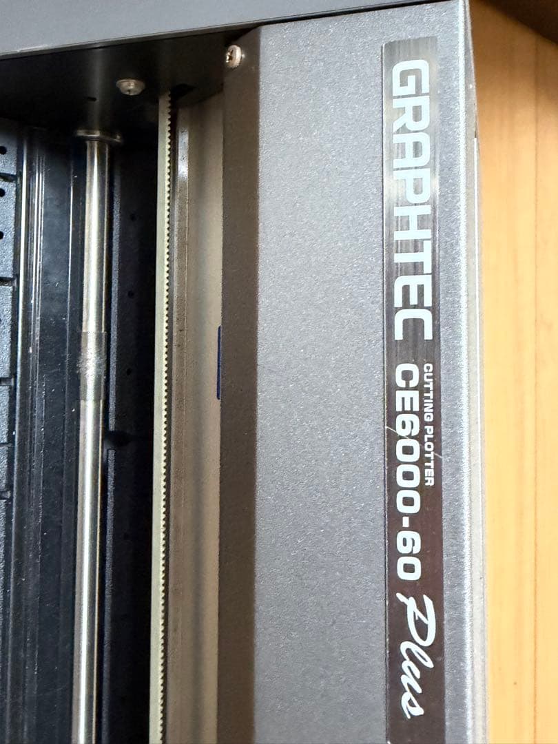 GRAPHTEC CE6000-60 Plus カッティングプロッター