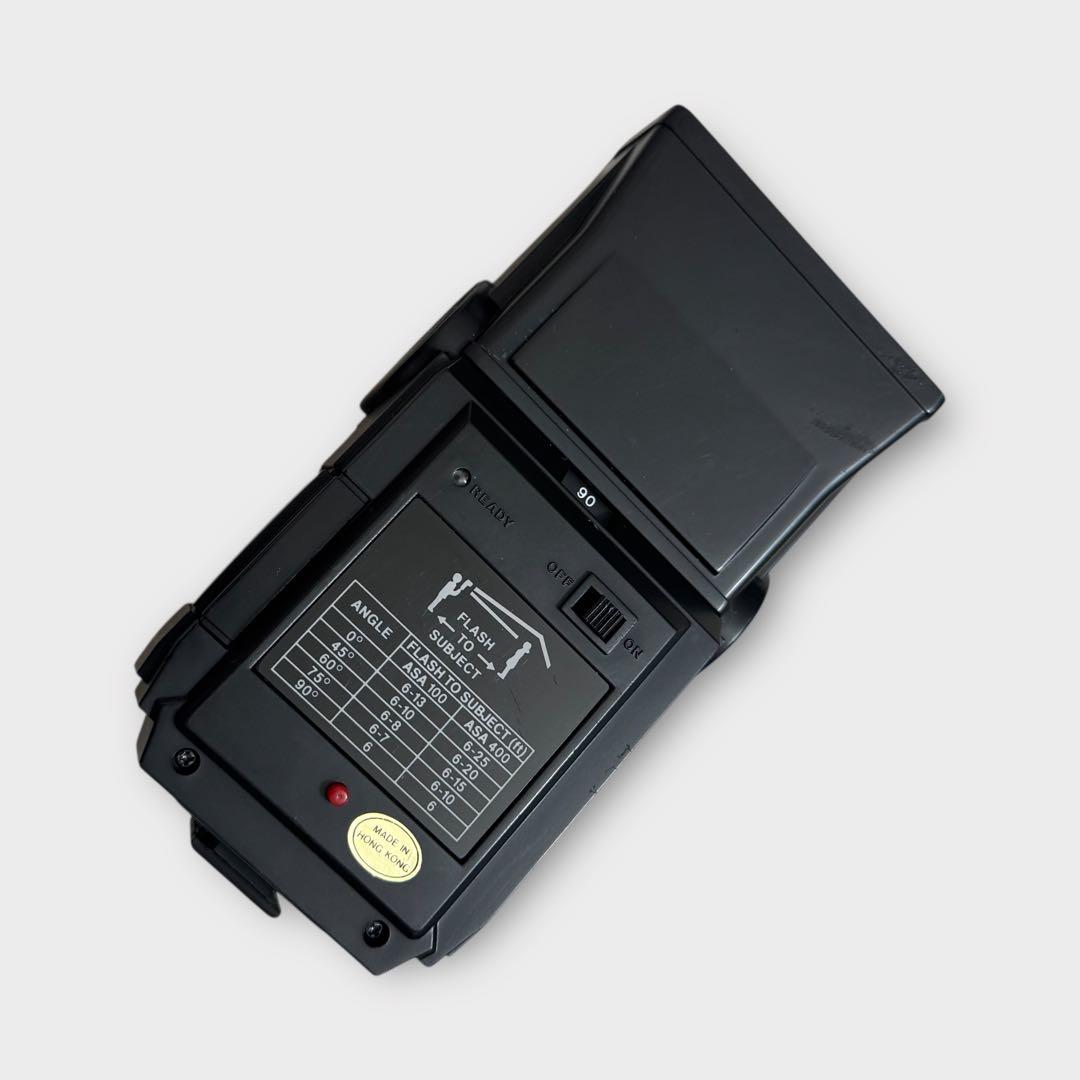 9353.Nishika N8000 3D 四眼カメラ ストロボ 3010