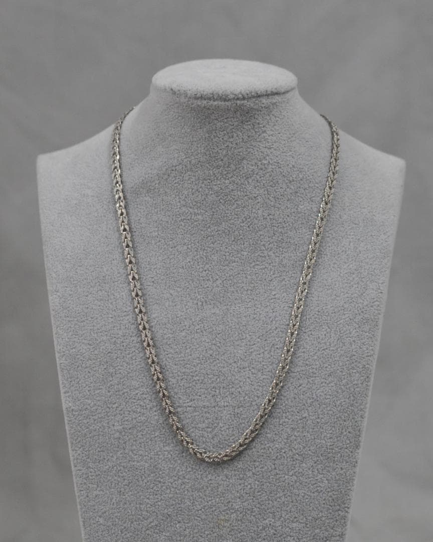 純プラチナ　ネックレス　１１．６ｇ