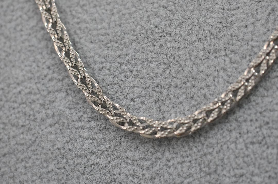 純プラチナ　ネックレス　１１．６ｇ