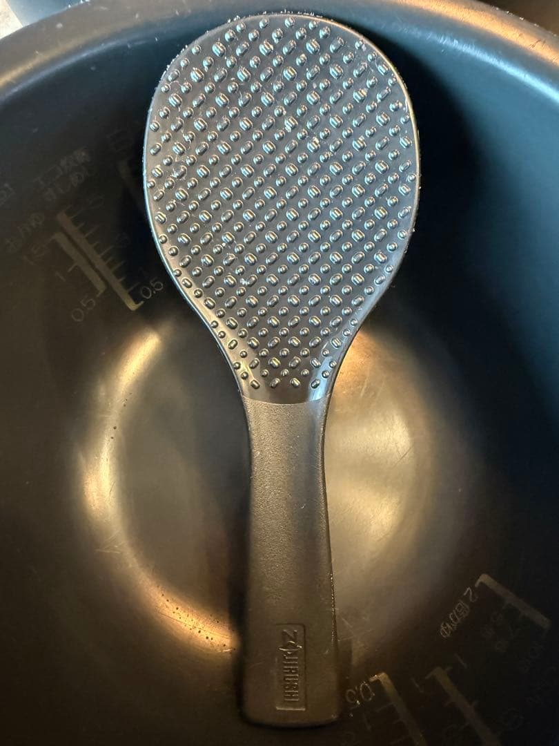 ヒデ象印　炊飯器　STAN 5.5合　21年製 NW-SA10